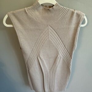 Sleeveless turtleneck size S/P top